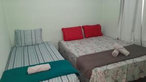 CASAS com PISCINA SENSACIONAIS NO CENTRO - Residencial Tchê