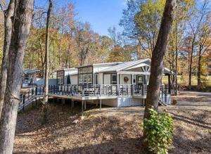 Broken Bow Cabin Private Hot Tub Sleeps 6 Pet-Friendly Near Beavers Bend Hochatown