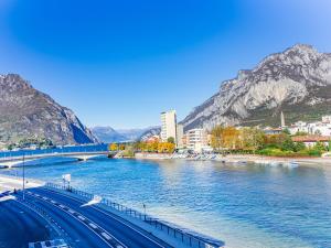 La Dolce vista, Lecco apartment with lake view