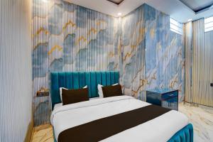 Hotel O Galaxy Rooms