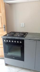 Serene 3-Bedroom House Rental Near Sun City Resort