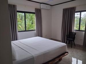 Zeph self catering