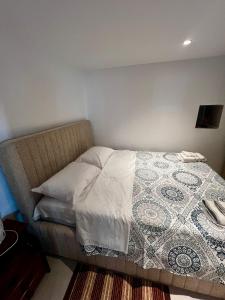 Stylish New Apartment in the Center of Ioulida, Kea