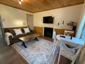 Lakewoods Cottage