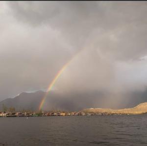 houseboat star ruby snow view