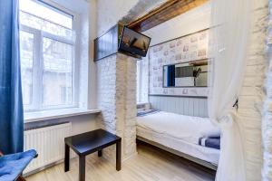 Standard Triple Room with Shower room in Aurora Apart Na Pochtamtskoy