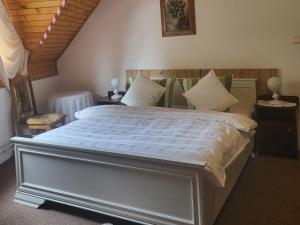 Penzion Vila Elena - štvorapartmánovy dom
