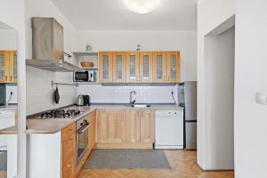 Blue Church Loft Terrace & Free Parking Nearby