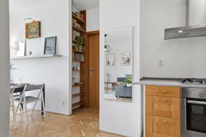 Blue Church Loft Terrace & Free Parking Nearby
