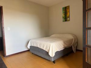 Ampla casa duplex remodelada Praia Grande, Ubatuba