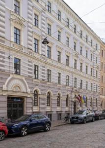 Design 3-Bedroom Apartment, 98m2 - Blaumaņa Street, Central Riga