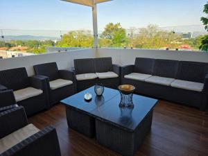 Vista Moderna Room 3