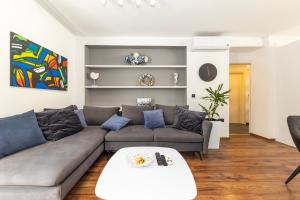 Larga - Stylish Apartment in Historic Zadar Old Town with Prime Location