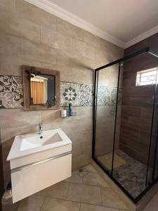 Hospitality Group - Boroko Rosenia