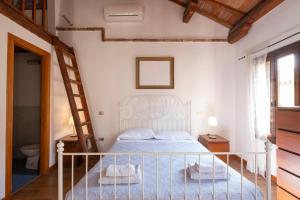 Easy Stay Solutions - Damiano Chiesa - RM Homes