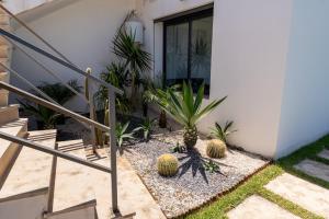 Sea view villa & pool