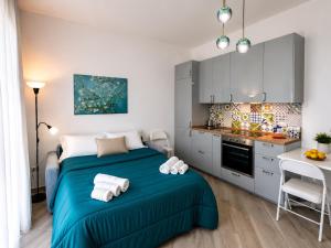Sul Mare Apartment - Seafront with Sea View
