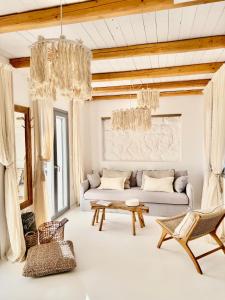 Noema Luxury Villas - Private Pool & Sea View