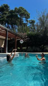 Dimora Sierras - Casa de vacaciones para 4 personas con pileta
