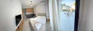 Coastal Pine Appartment