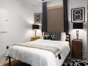 Stylish Savannah Condo Steps to Forsyth Park