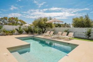 Villa Romas 2 by Villa Plus