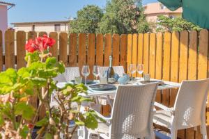 Massettis Beachside Lodge