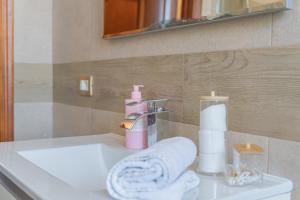 Massettis Beachside Lodge