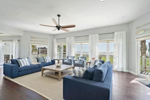 3-story beach house with incredible ocean views, steps to the beach
