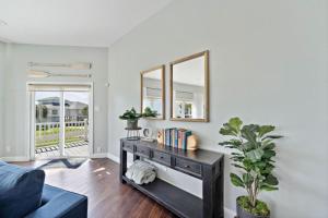 3-story beach house with incredible ocean views, steps to the beach
