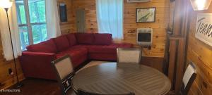 Camerons Cottage at The Lake