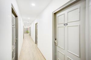 Townhouse Townhouse Atal Chowk Indirapuram Ghaziabad