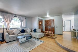 3 Mi Dtwn! Eugene Family Retreat w Yard & Patio