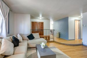 3 Mi Dtwn! Eugene Family Retreat w Yard & Patio