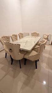 Awan Homestay Ipoh 4BR 3BA 10 Pax Full AC Stadium Perak