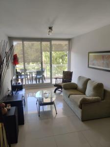 Apartamento Av Roosevelt, parada 4, playa brava