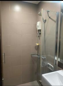 Charmed Haven Admiral Baysuites