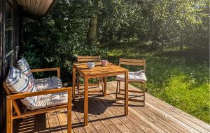 4 Bedroom Beautiful Home In Ålbæk