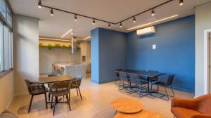 Studio completo, piscina e academia - 5 min da PUC