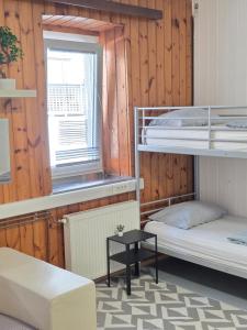 Bright apartment with free parking