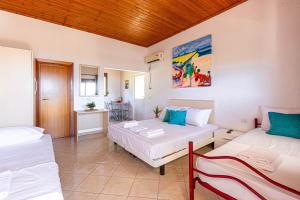 Radhima Sea View Studio Apt 5 - Kitchen, Parking & Balcony