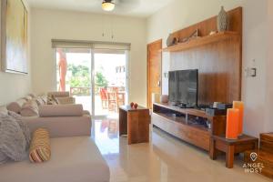 Penthouse Escape W Hot Tub & Bbq Grill