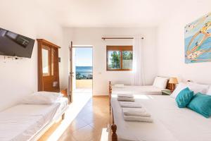 Radhima Sea View Studio Apt 9- Kitchen, Parking & Balcony