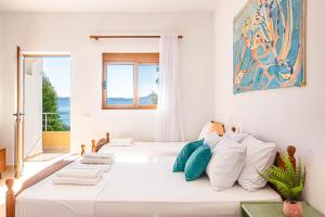 Radhima Sea View Studio Apt 9- Kitchen, Parking & Balcony