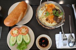Hotel Sân Golf West Lakes - Khách sạn Hậu Nghĩa
