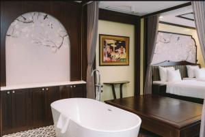 Legacy Hill Resort & Villas