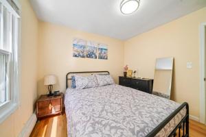 Charming 3BR Home by Lincoln Park-Easy NYC Access
