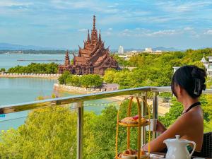 Mayaana Beach Resort Pattaya