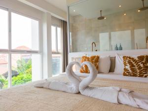 Elegant Modern Retreat in Heart of Berawa Canggu