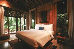 Uluwatu Hale